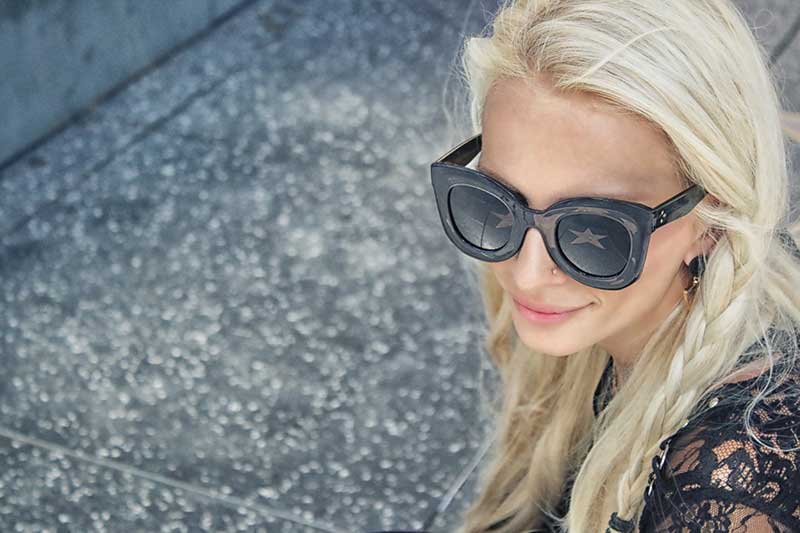 como-elegir-gafas-de-sol-chica-extravagantes como-elegir-gafas-de-sol-chica-extravagantes